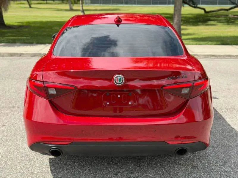 2020 Alfa Romeo Giulia - Image 6 of 20