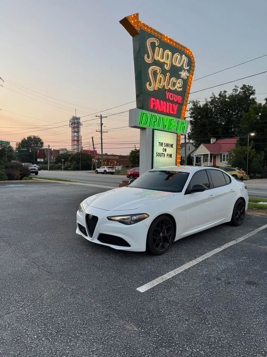 2020 Alfa Romeo Giulia - Image 3 of 10