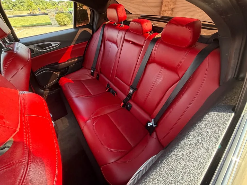 2020 Alfa Romeo Giulia - Image 17 of 17