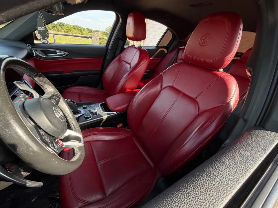 2020 Alfa Romeo Giulia - Image 9 of 17