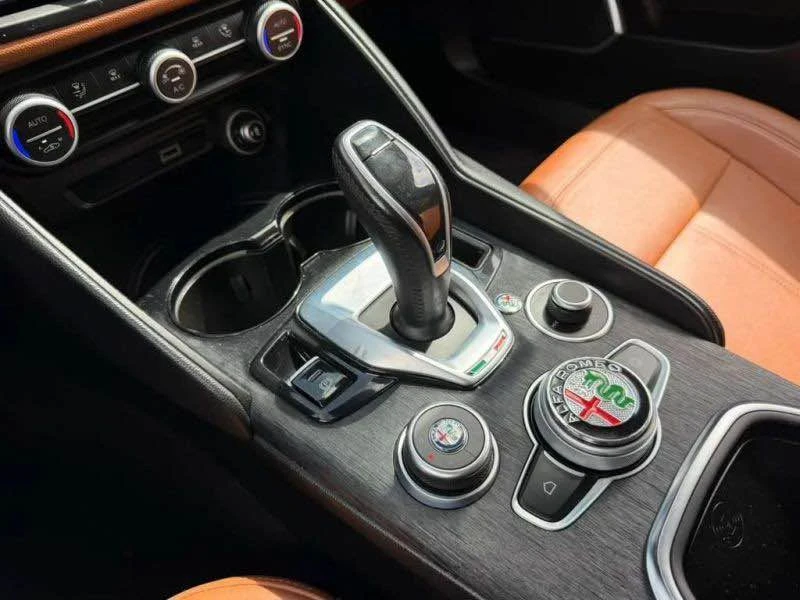 2020 Alfa Romeo Giulia - Image 20 of 20