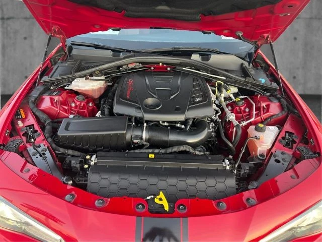 2020 Alfa Romeo Giulia - Image 11 of 21