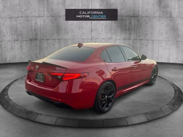 2020 Alfa Romeo Giulia - Image 5 of 21