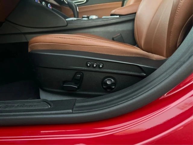2020 Alfa Romeo Giulia - Image 19 of 21