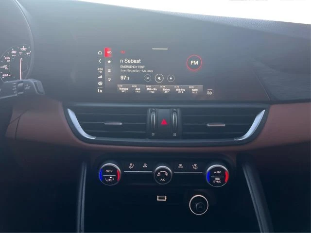 2020 Alfa Romeo Giulia - Image 14 of 21