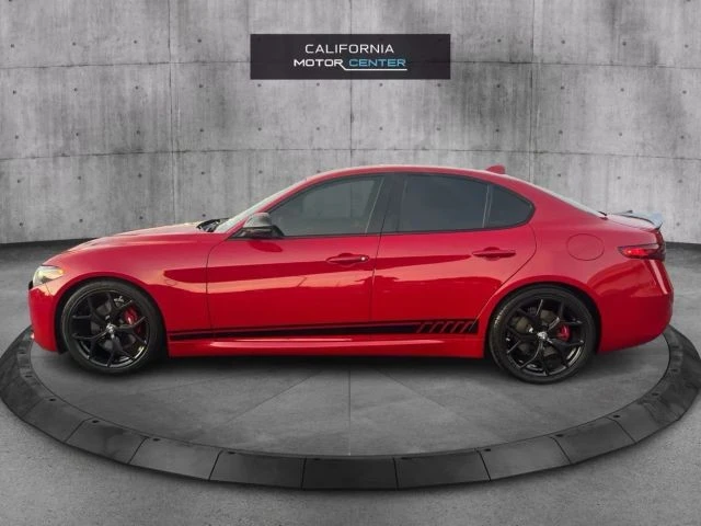 2020 Alfa Romeo Giulia - Image 8 of 21