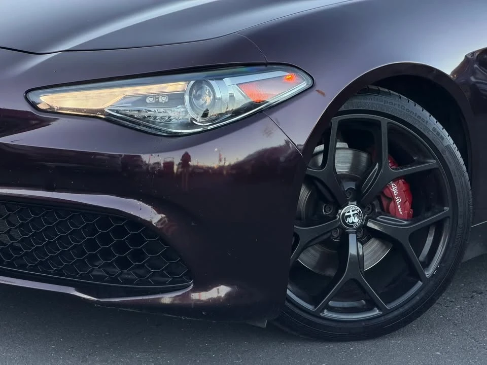 2020 Alfa Romeo Giulia - Image 2 of 20