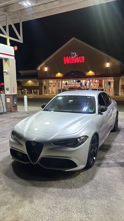 2020 Alfa Romeo Giulia - Image 9 of 9