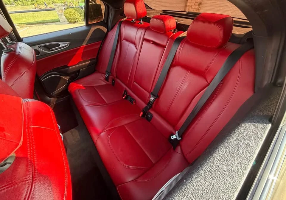 2020 Alfa Romeo Giulia - Image 11 of 13
