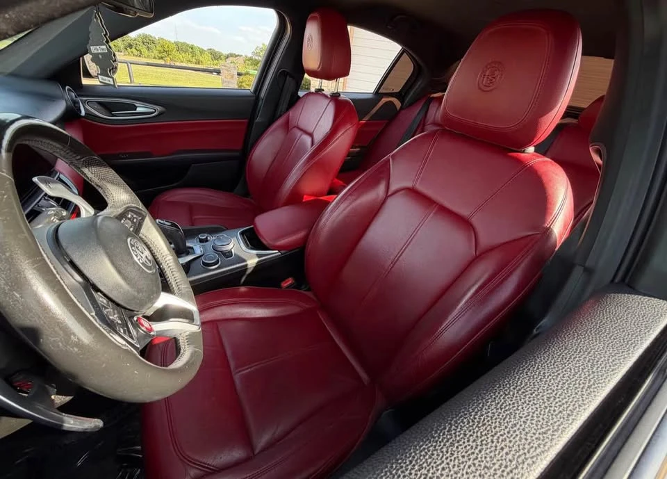 2020 Alfa Romeo Giulia - Image 7 of 13