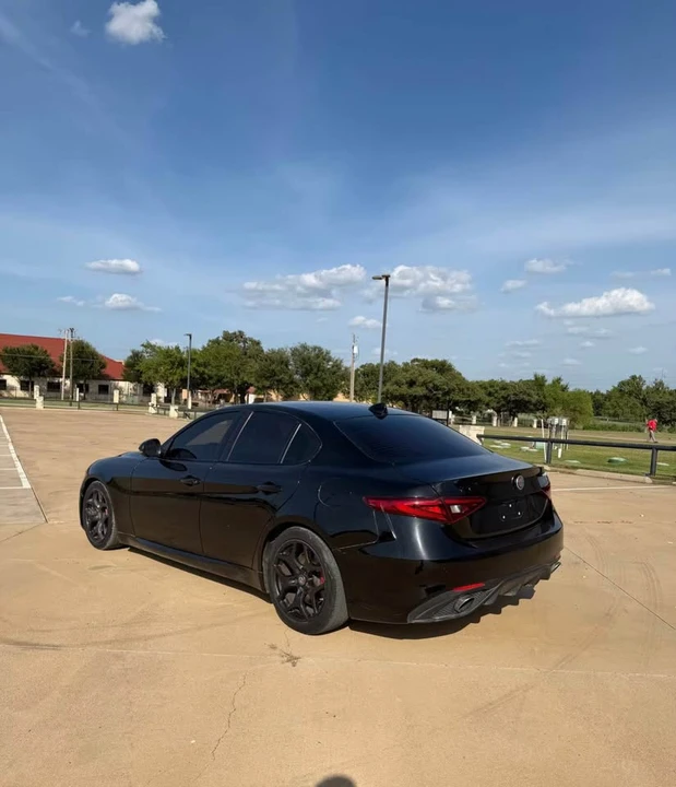 2020 Alfa Romeo Giulia - Image 3 of 13