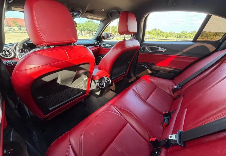 2020 Alfa Romeo Giulia - Image 12 of 13