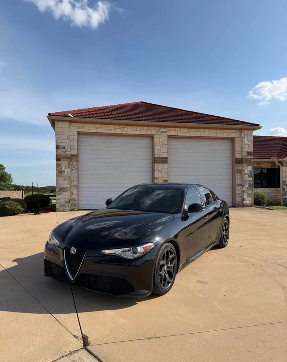 2020 Alfa Romeo Giulia - Image 13 of 13