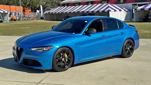 2020 Alfa Romeo Giulia Sport Sedan 4D