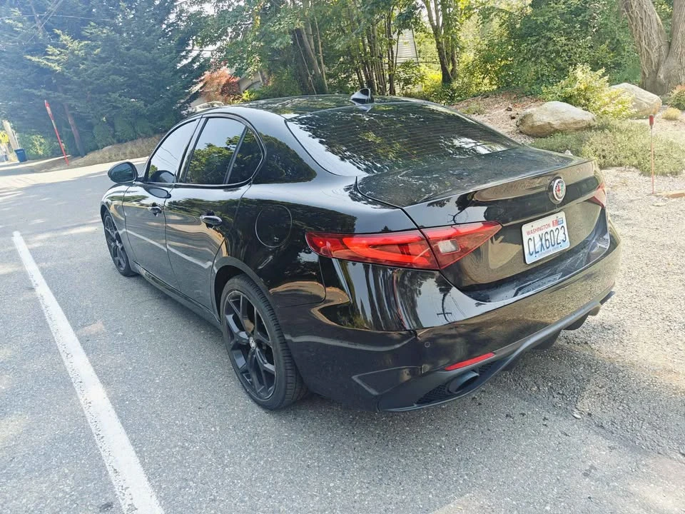 2020 Alfa Romeo Giulia - Image 8 of 11