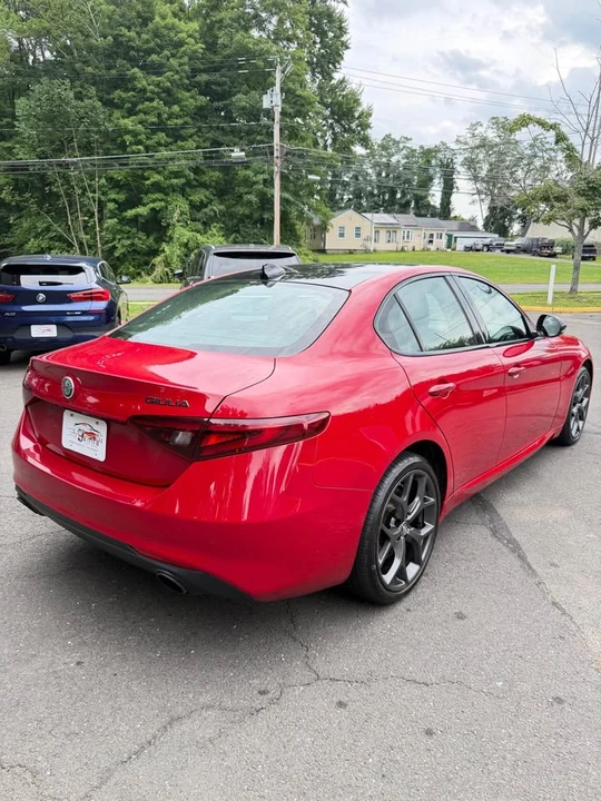 2020 Alfa Romeo Giulia - Image 7 of 20