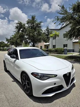 2020 Alfa Romeo Giulia Sport Sedan 4D