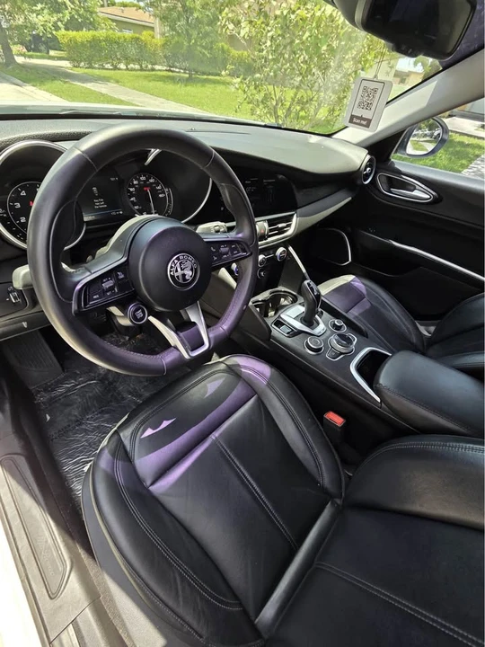 2020 Alfa Romeo Giulia - Image 6 of 16