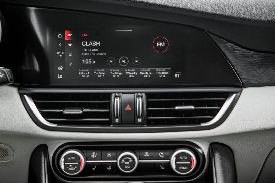 2020 Alfa Romeo Giulia - Image 9 of 11