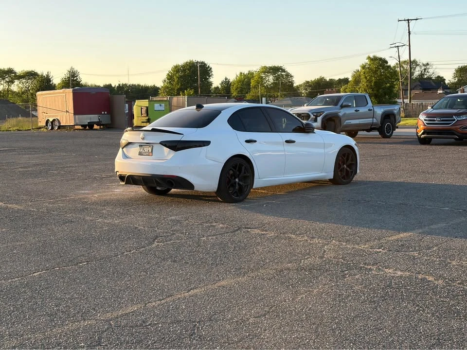 2020 Alfa Romeo Giulia - Image 3 of 11