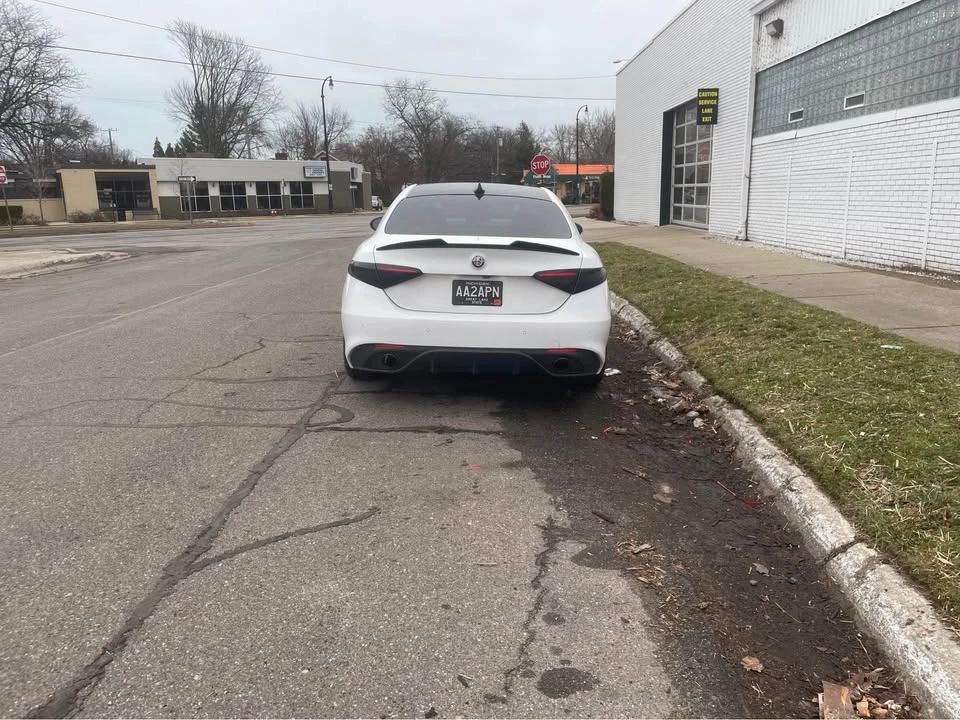2020 Alfa Romeo Giulia - Image 5 of 11