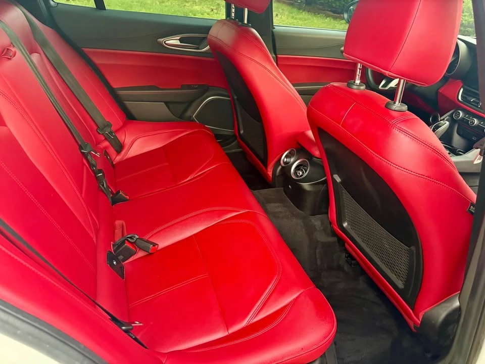 2020 Alfa Romeo Giulia - Image 9 of 11
