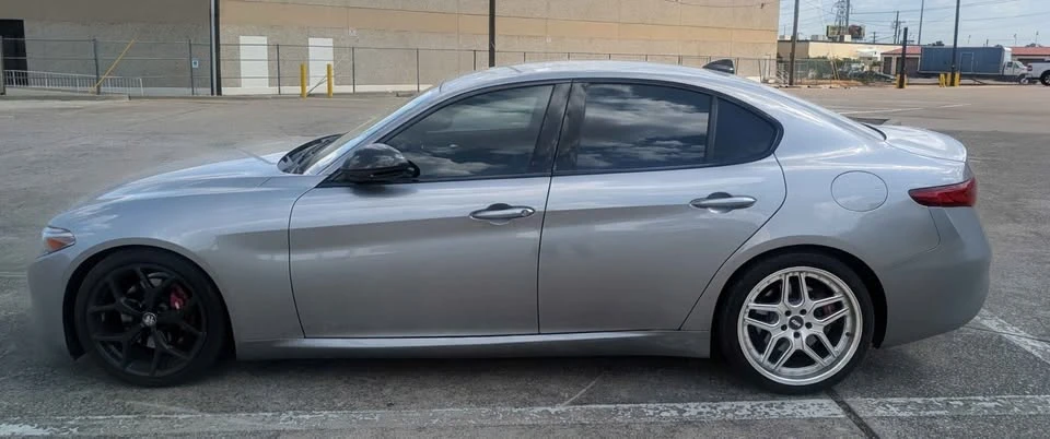2020 Alfa Romeo Giulia - Image 3 of 12