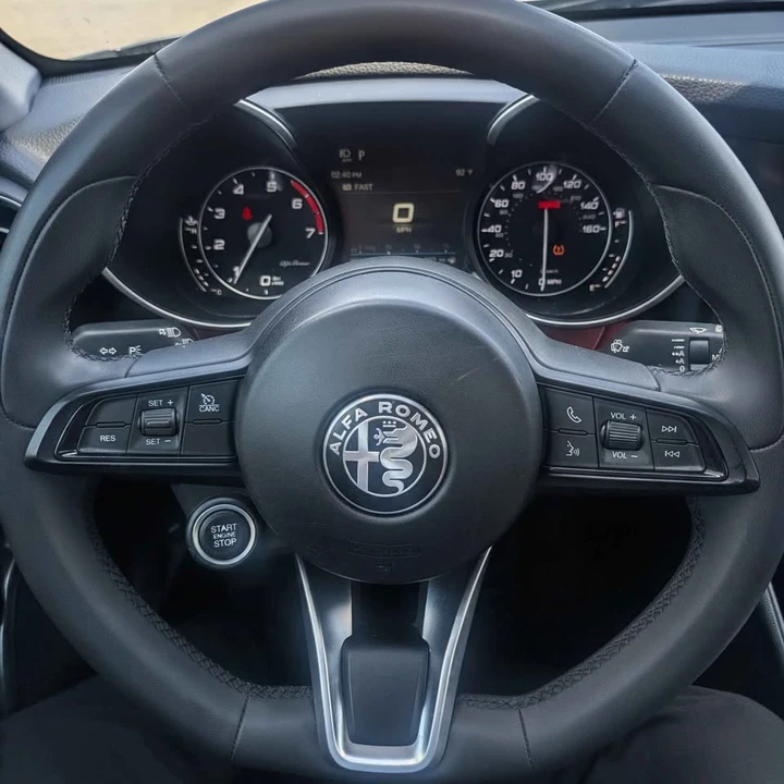 2020 Alfa Romeo Giulia - Image 10 of 12