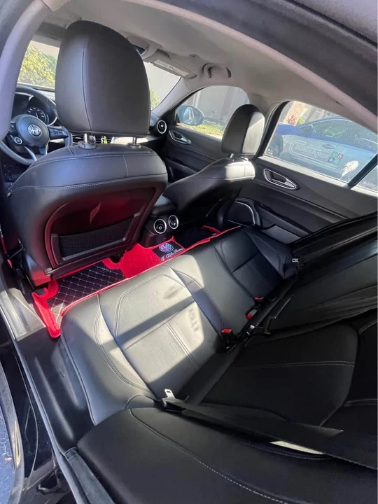 2020 Alfa Romeo Giulia - Image 6 of 7