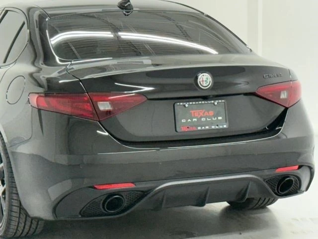2020 Alfa Romeo Giulia - Image 12 of 21