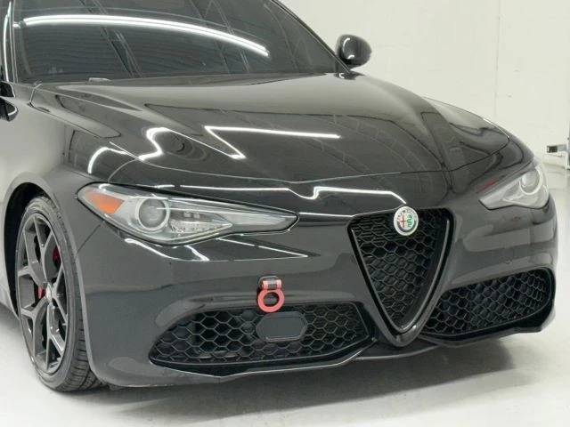 2020 Alfa Romeo Giulia - Image 9 of 21