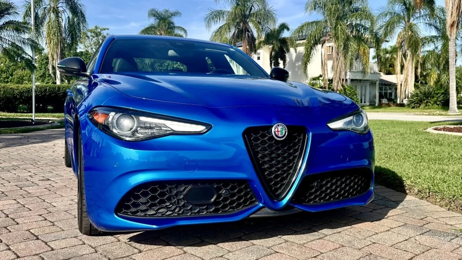 2020 Alfa Romeo Giulia - Image 4 of 20