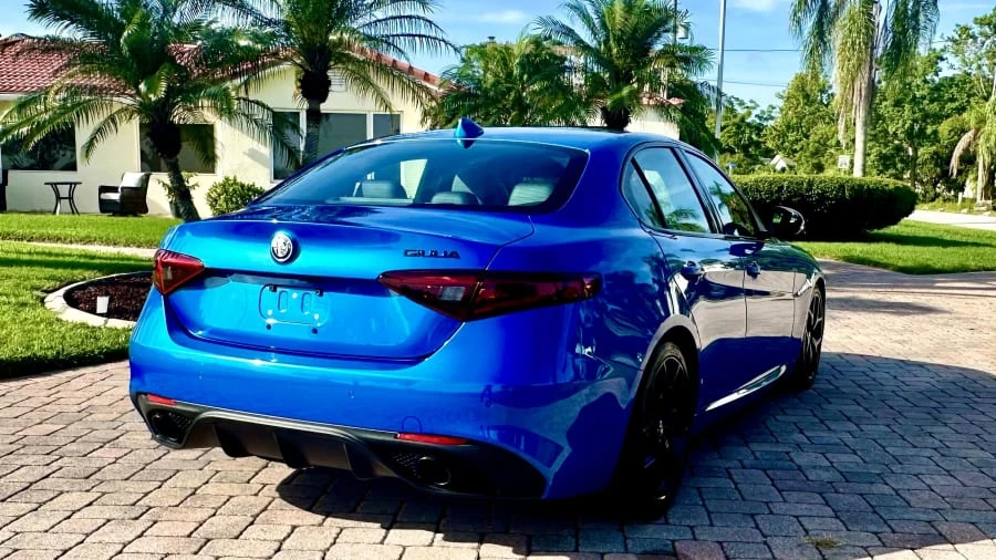 2020 Alfa Romeo Giulia - Image 5 of 20