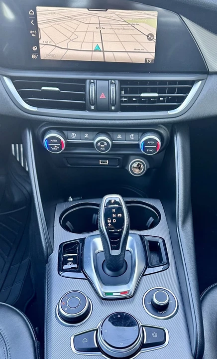 2020 Alfa Romeo Giulia - Image 18 of 20