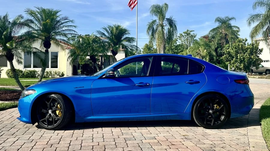 2020 Alfa Romeo Giulia - Image 10 of 20