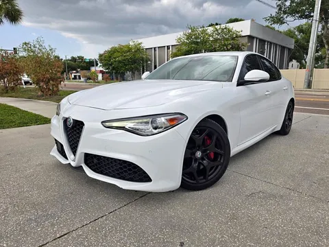 2020 Alfa Romeo Giulia Sport