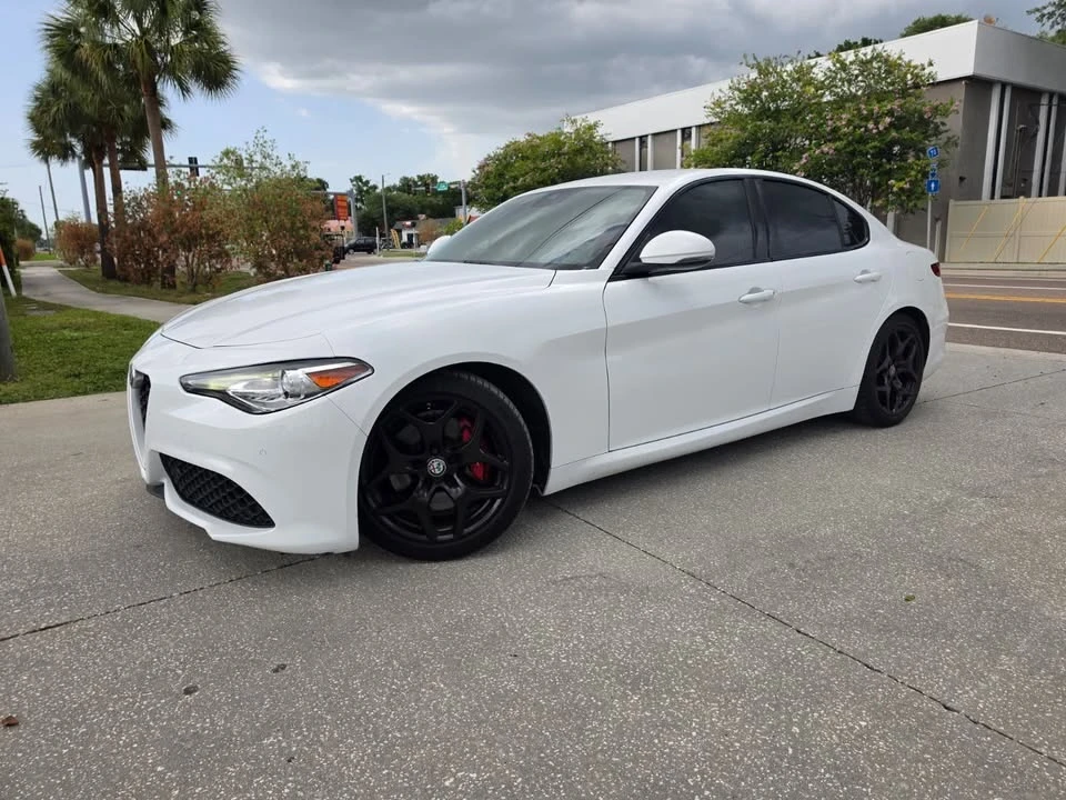 2020 Alfa Romeo Giulia - Image 2 of 14
