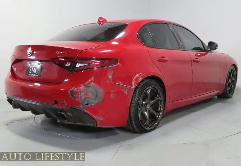 2020 Alfa Romeo Giulia - Image 5 of 21