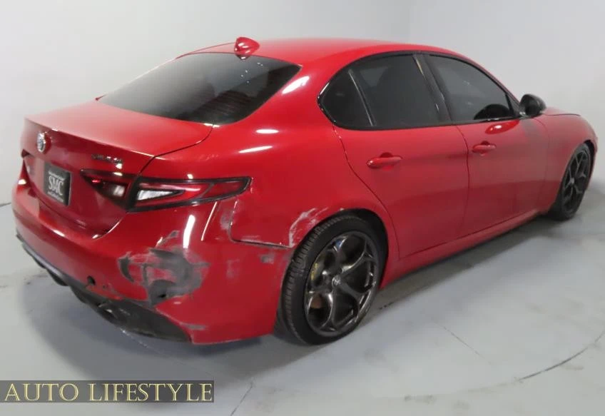 2020 Alfa Romeo Giulia - Image 8 of 21