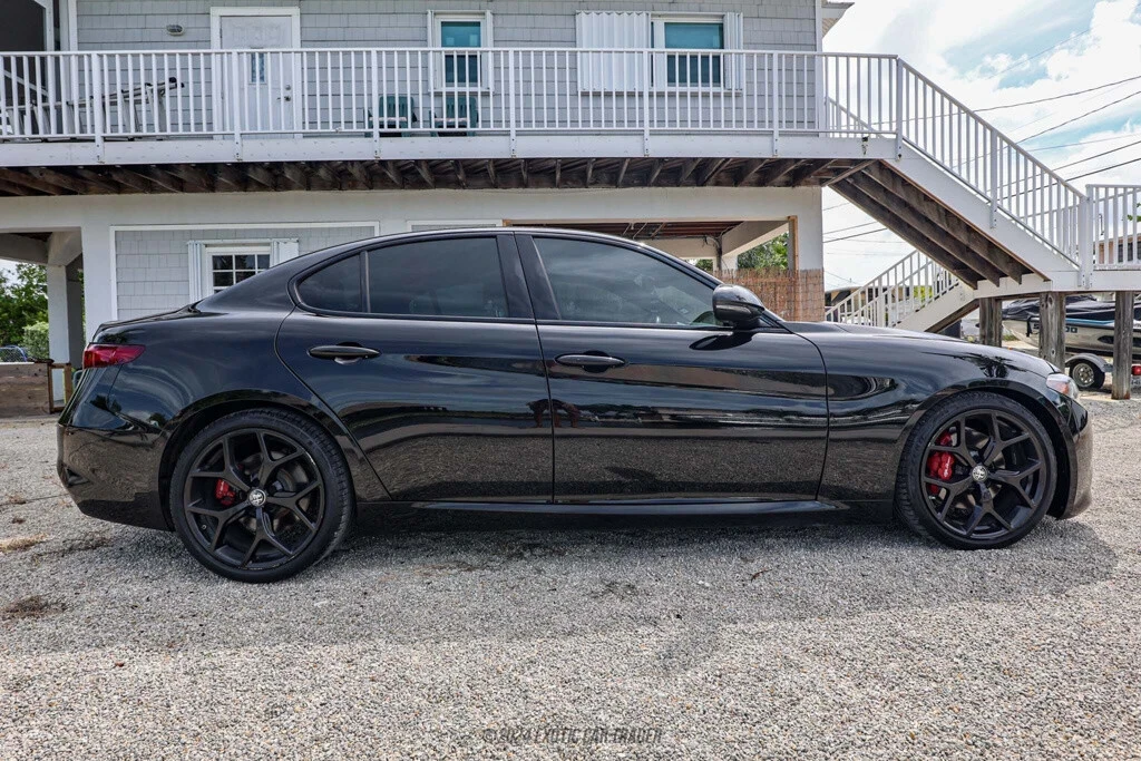 2020 Alfa Romeo Giulia - Image 10 of 12