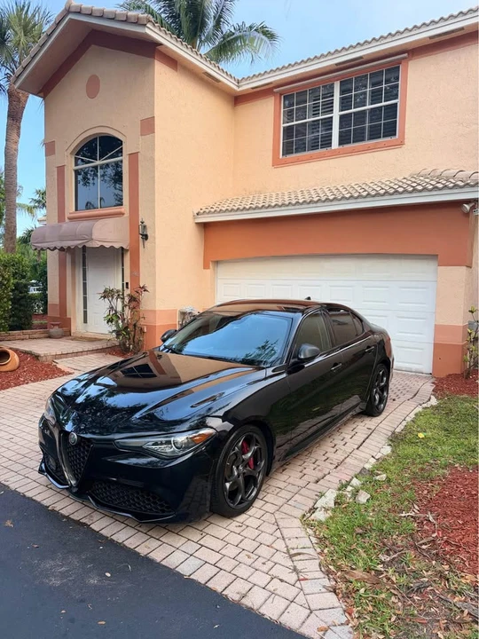 2020 Alfa Romeo Giulia - Image 3 of 15