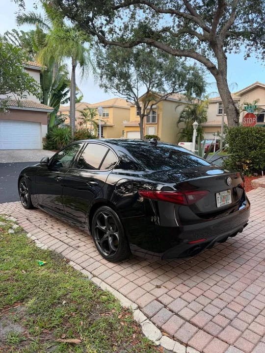 2020 Alfa Romeo Giulia - Image 15 of 15
