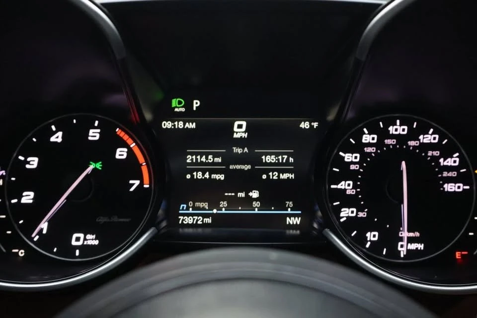 2020 Alfa Romeo Giulia - Image 18 of 19