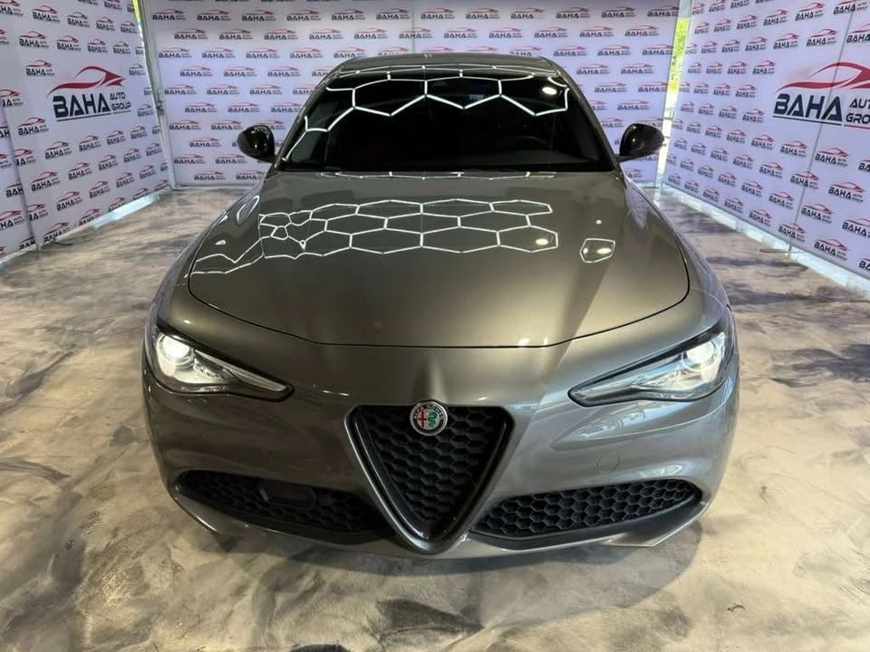 2020 Alfa Romeo Giulia - Image 4 of 20