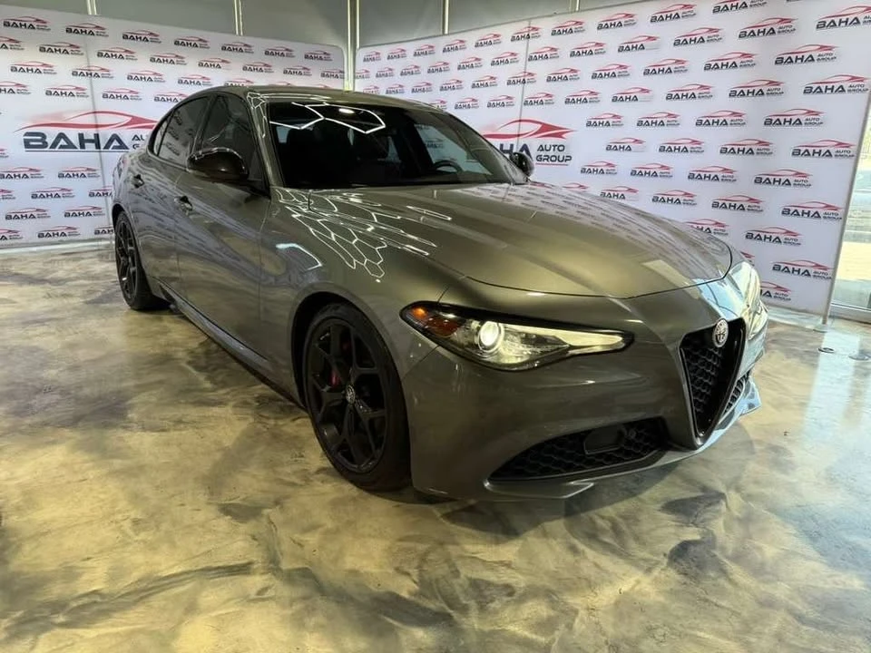 2020 Alfa Romeo Giulia - Image 5 of 20