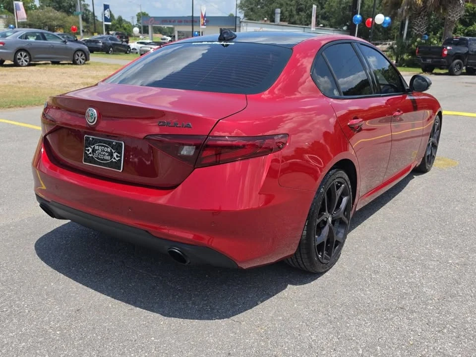 2020 Alfa Romeo Giulia - Image 4 of 17