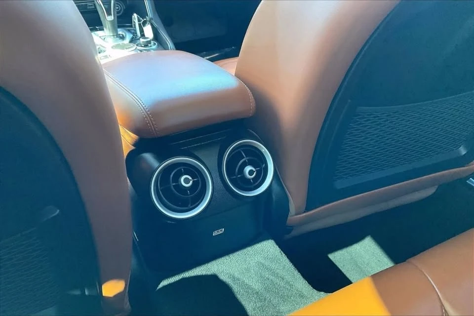 2020 Alfa Romeo Giulia - Image 20 of 20