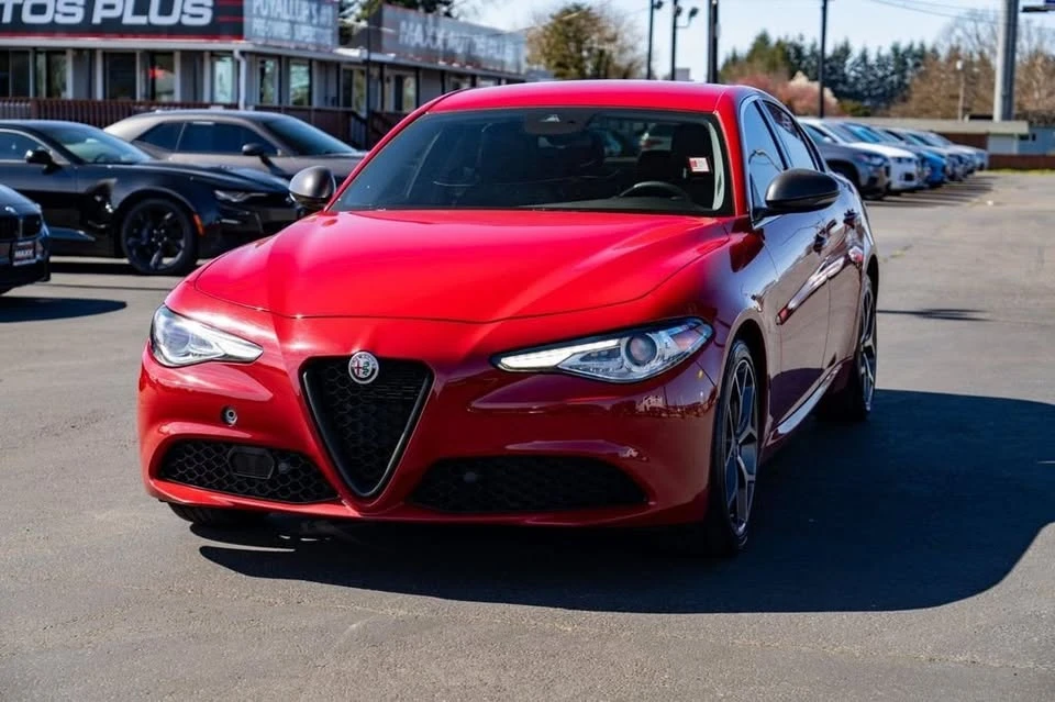 2020 Alfa Romeo Giulia - Image 3 of 20