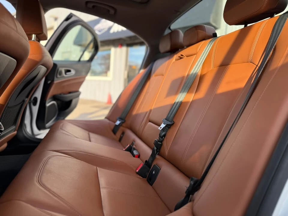2020 Alfa Romeo Giulia - Image 14 of 20