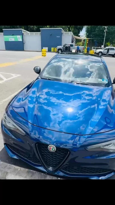 2020 Alfa Romeo Giulia - Image 2 of 2